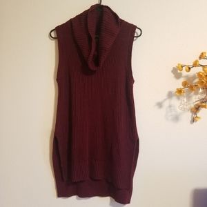 Merlot High-Low Tabard
